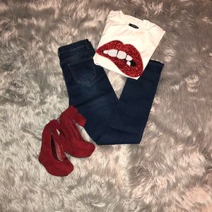 They’re here❗️Dark Wash Skinny Jean❗️NWOT